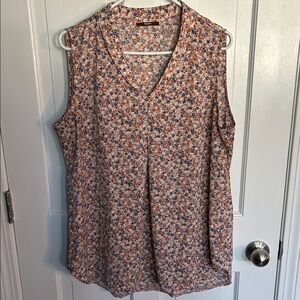Floral Sleeveless Women's Top